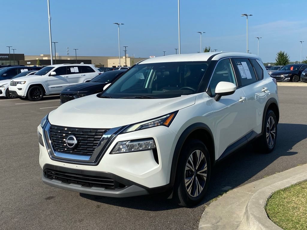 Used 2023 Nissan Rogue SV AWD/4WD image 3