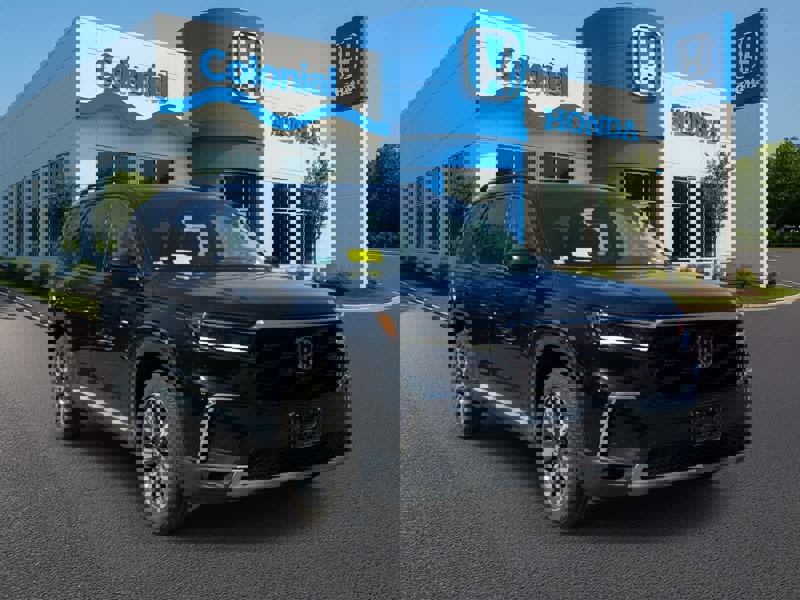 Used 2023 Honda Pilot Touring image 9