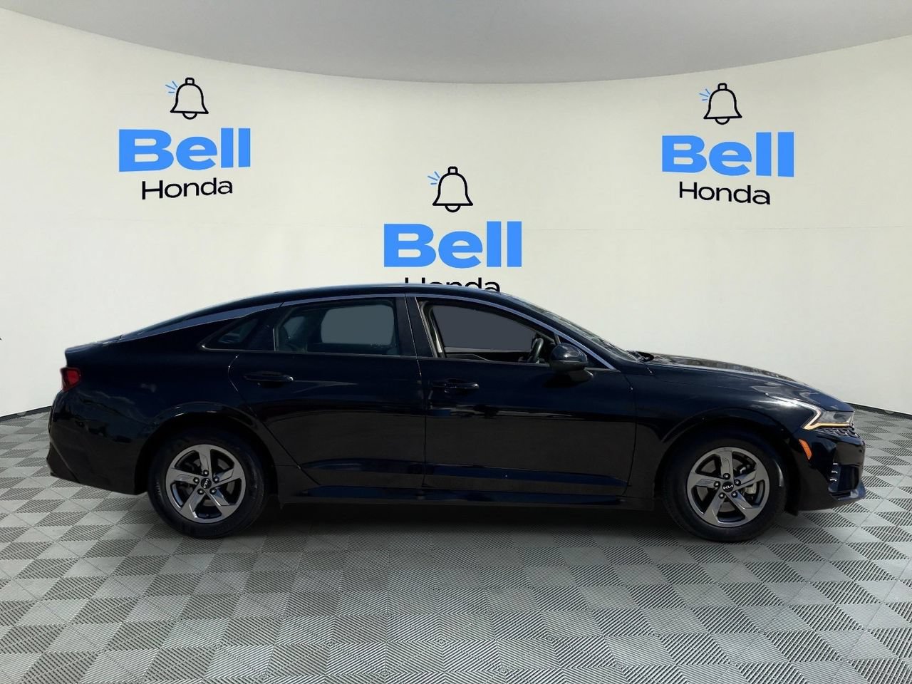 Used 2022 Kia K5 LXS FWD image 5