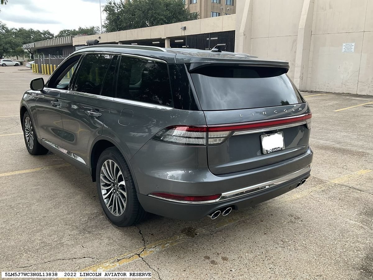 Used 2022 Lincoln Aviator Reserve w/ Elements Package Plus RWD image 3