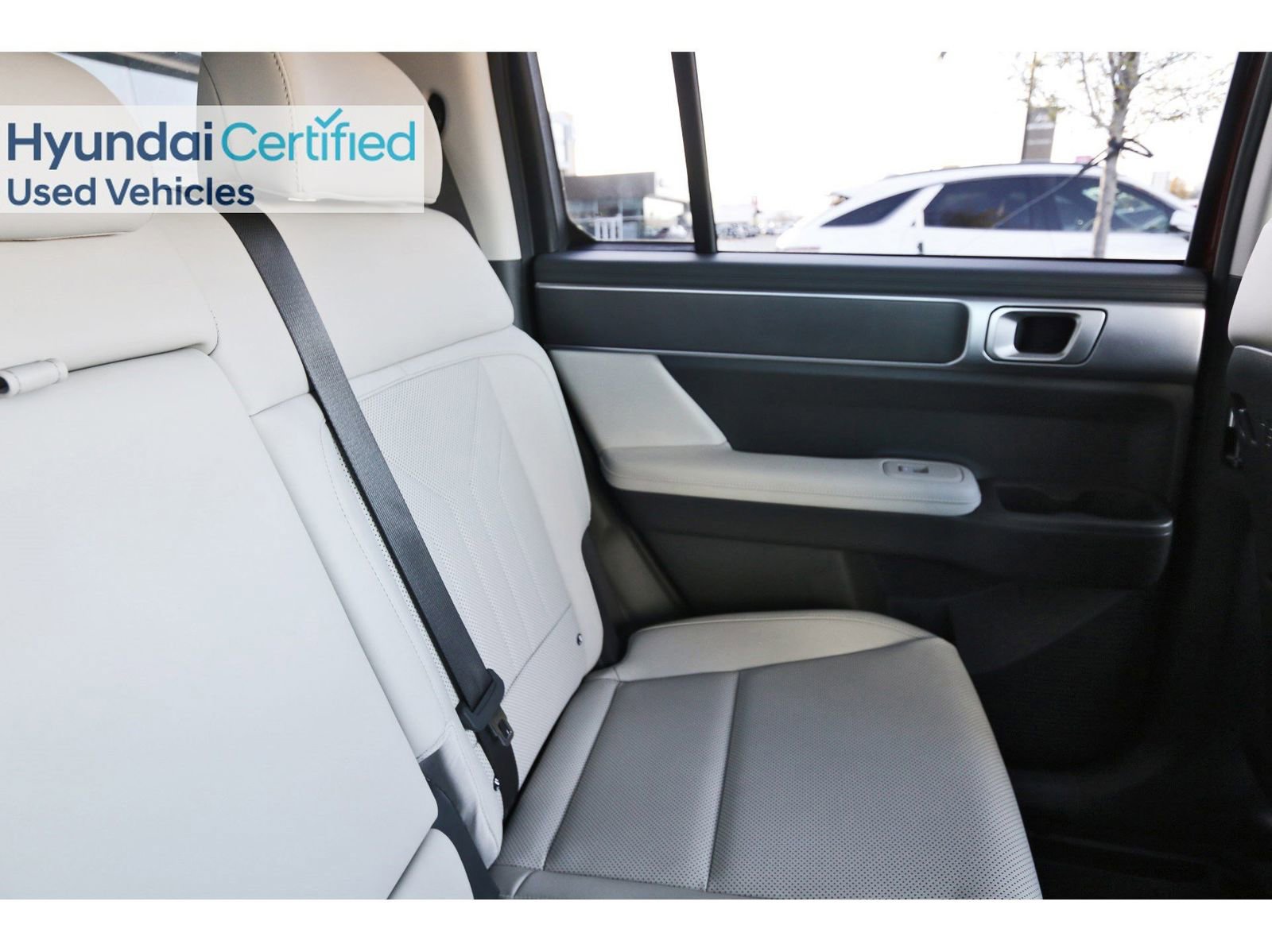 Certified 2025 Hyundai Santa Fe SEL image 16