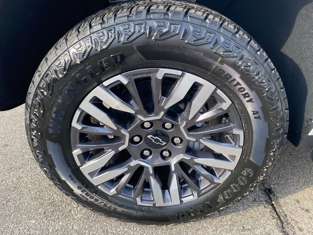 New 2026 Chevrolet Tahoe Z71 w/ Comfort Package image 38