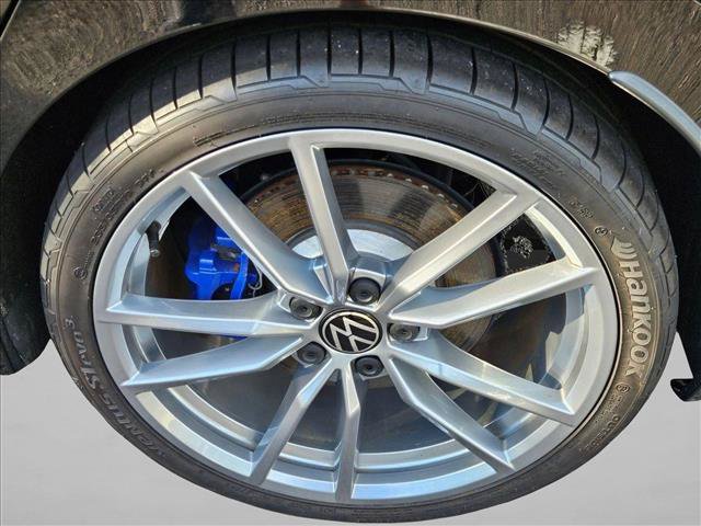 Used 2024 Volkswagen Golf R AWD/4WD image 5