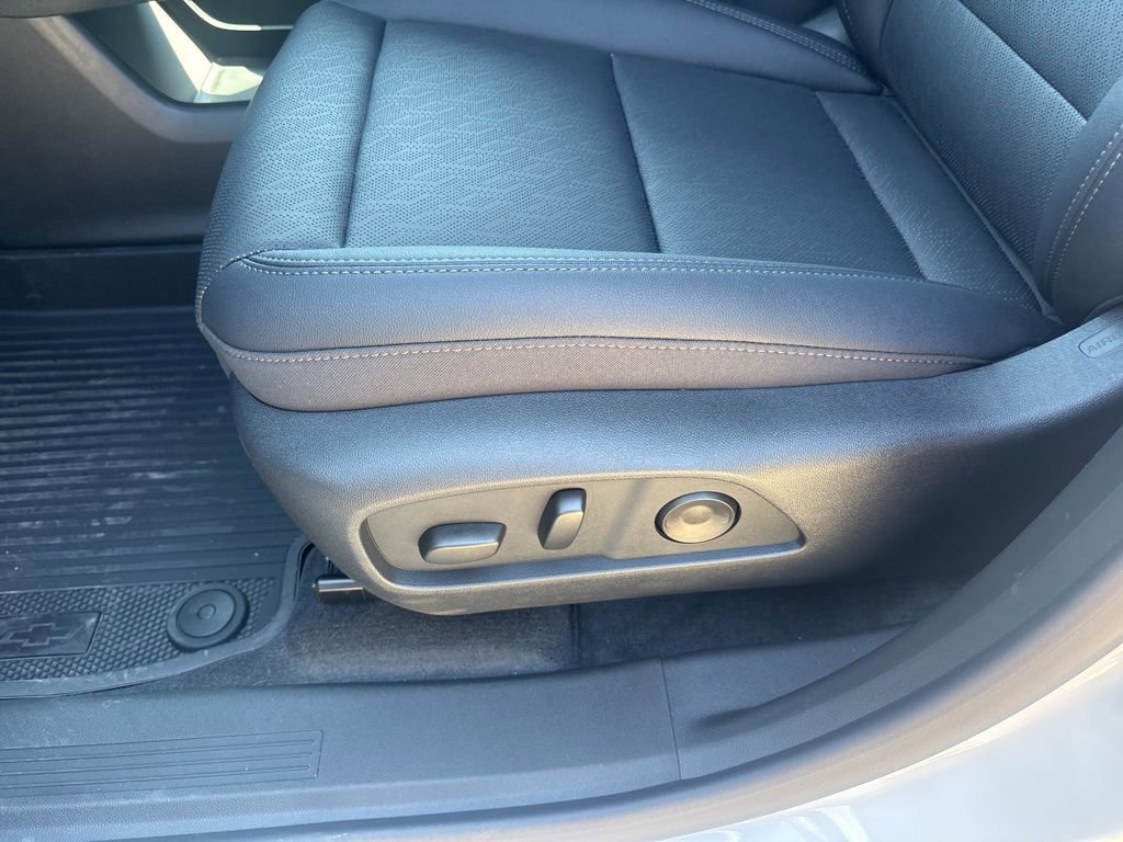 New 2026 Chevrolet Equinox LT w/ Convenience Package II image 27