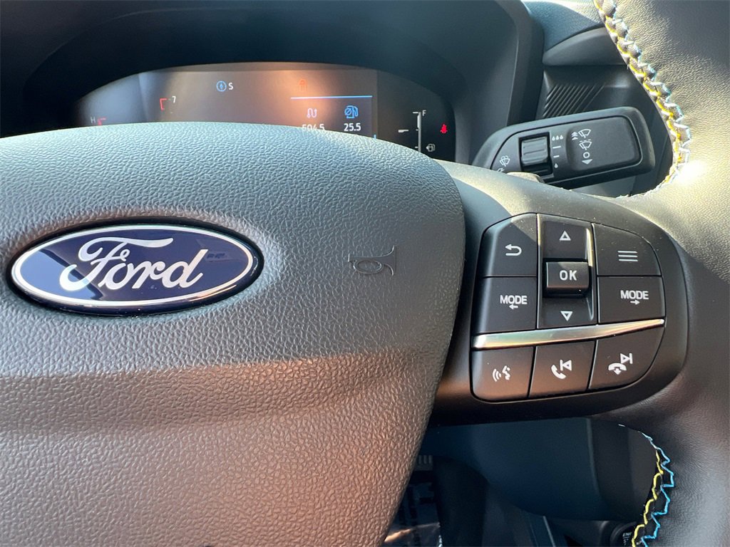 Used 2025 Ford Maverick Lobo image 18