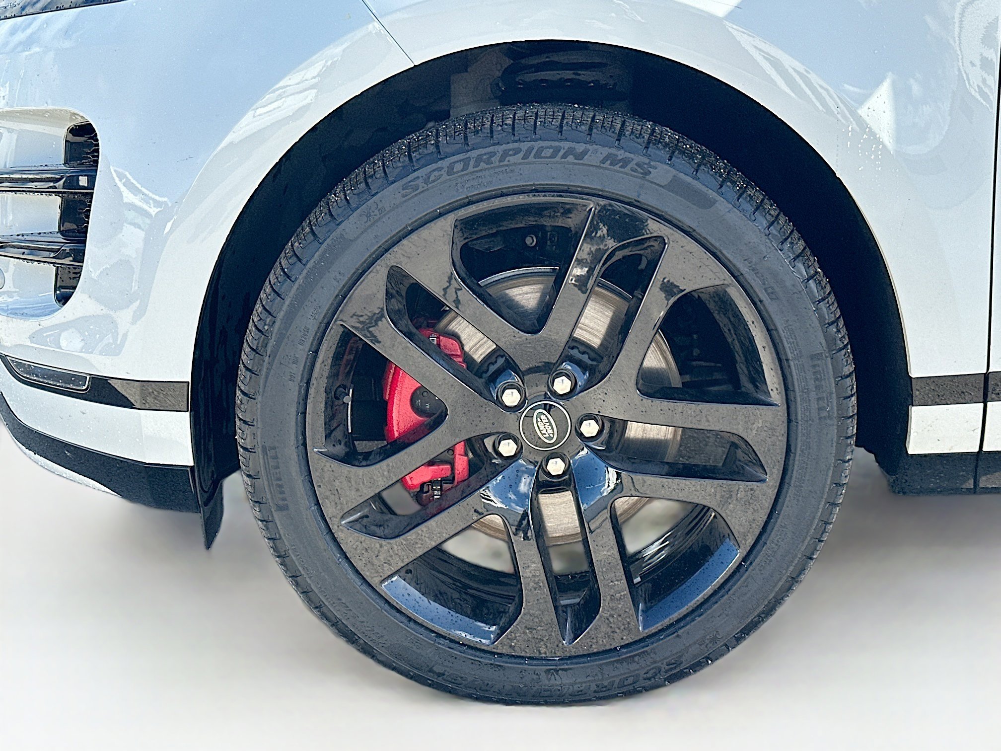 Used 2022 Land Rover Range Rover Evoque R-Dynamic SE image 38