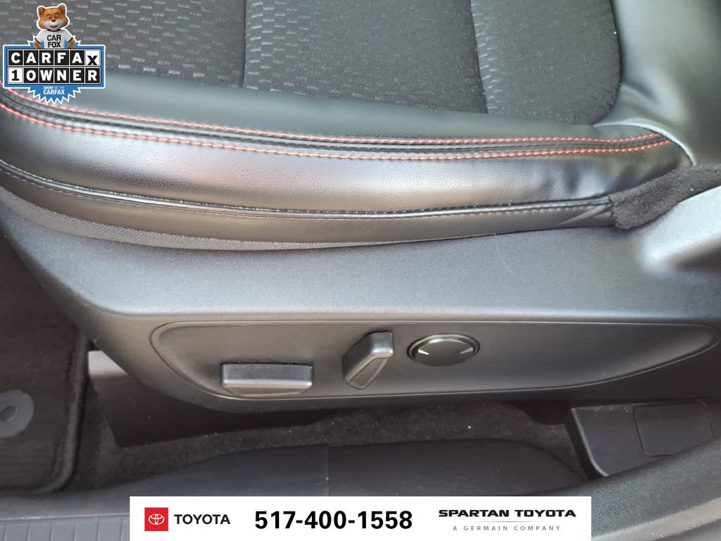 Used 2025 Ford Escape ST-Line Select w/ Tech Pack #1 AWD/4WD image 16