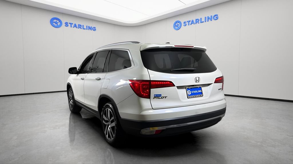 Used 2017 Honda Pilot Touring image 6