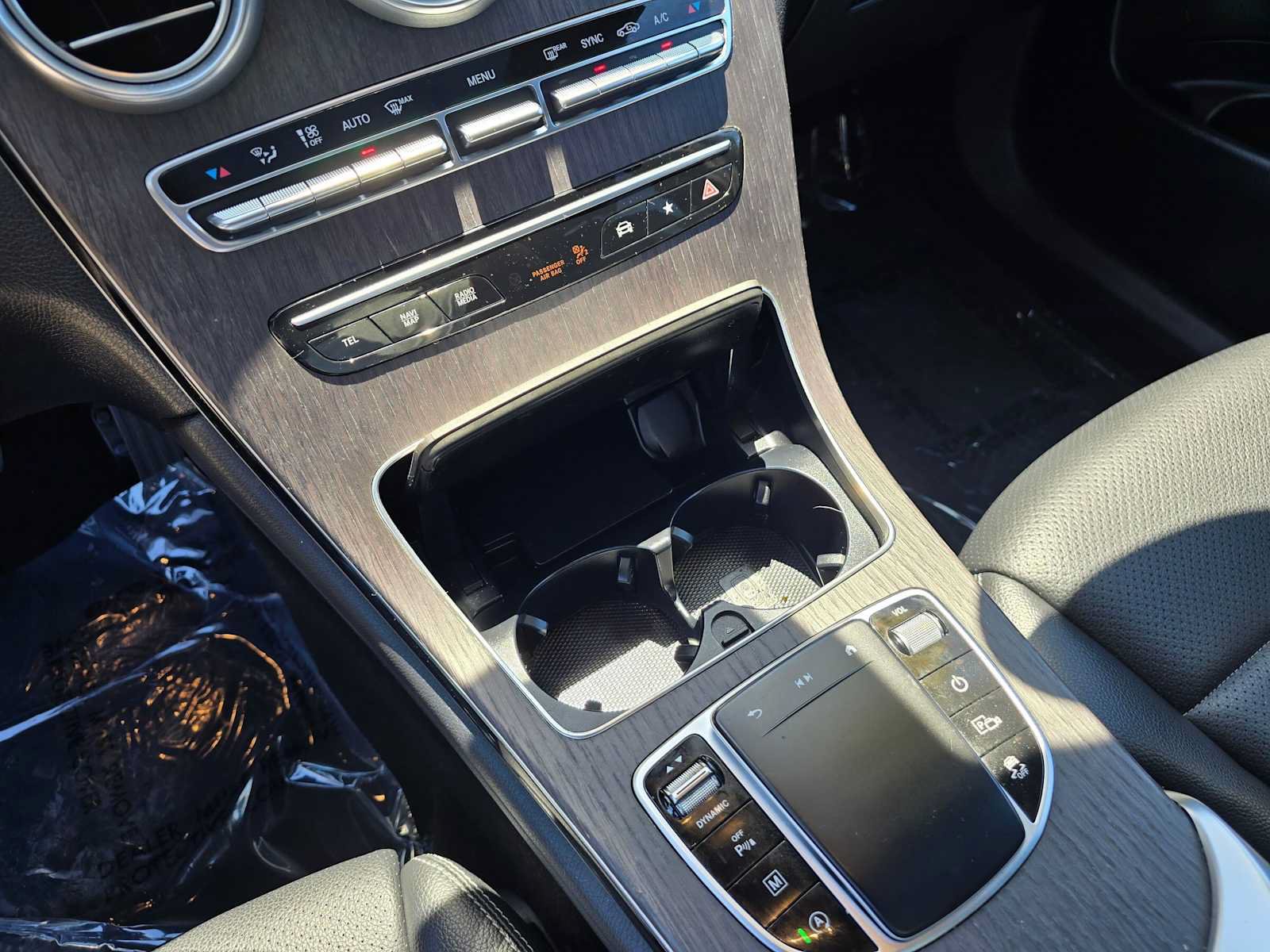 Used 2022 Mercedes-Benz GLC 300 image 31