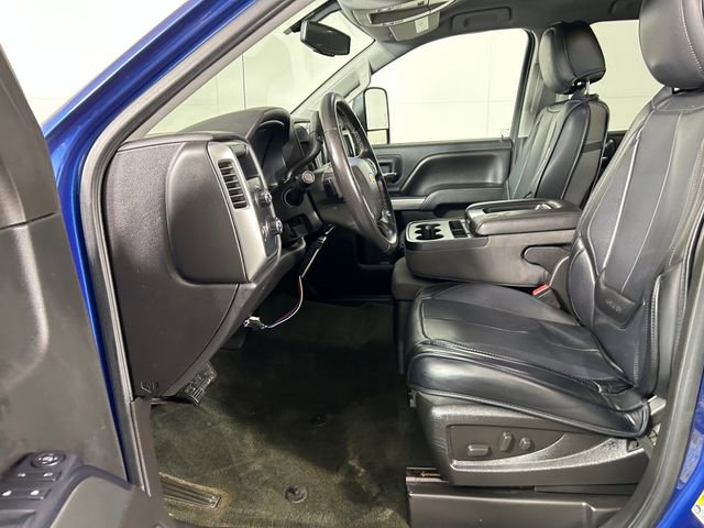 Used 2015 Chevrolet Silverado 1500 LT w/ LT Convenience Package AWD/4WD image 12