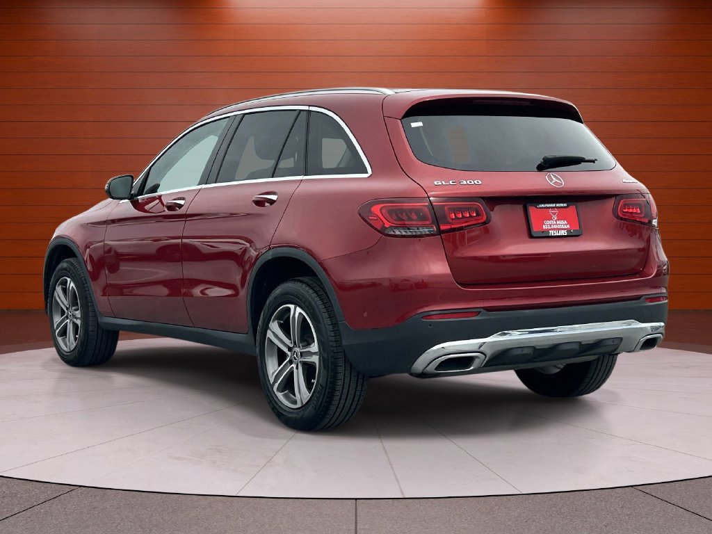 Used 2021 Mercedes-Benz GLC 300 4MATIC image 2