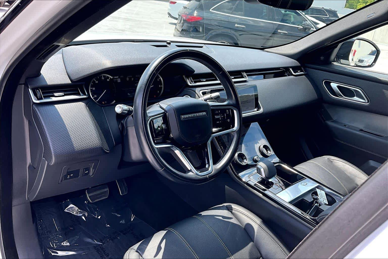 Used 2022 Land Rover Range Rover Velar R-Dynamic S AWD/4WD image 17