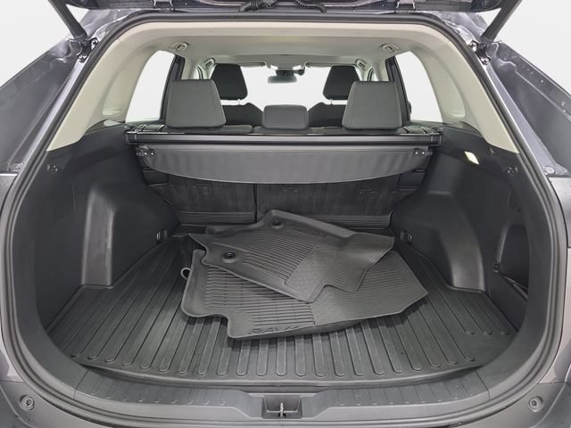 Certified 2022 Toyota RAV4 XLE w/ Convenience Package AWD/4WD image 29