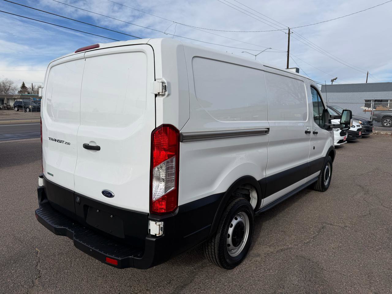 Used 2019 Ford Transit 250 130 Low Roof image 9