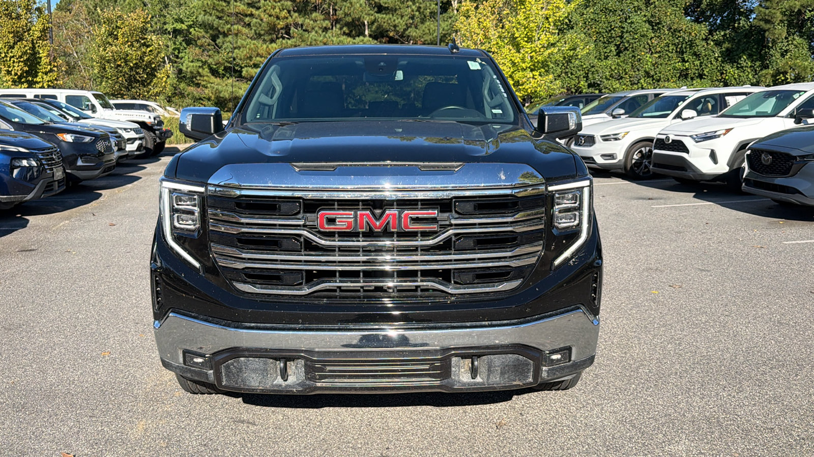 Used 2025 GMC Sierra 1500 SLT AWD/4WD image 3