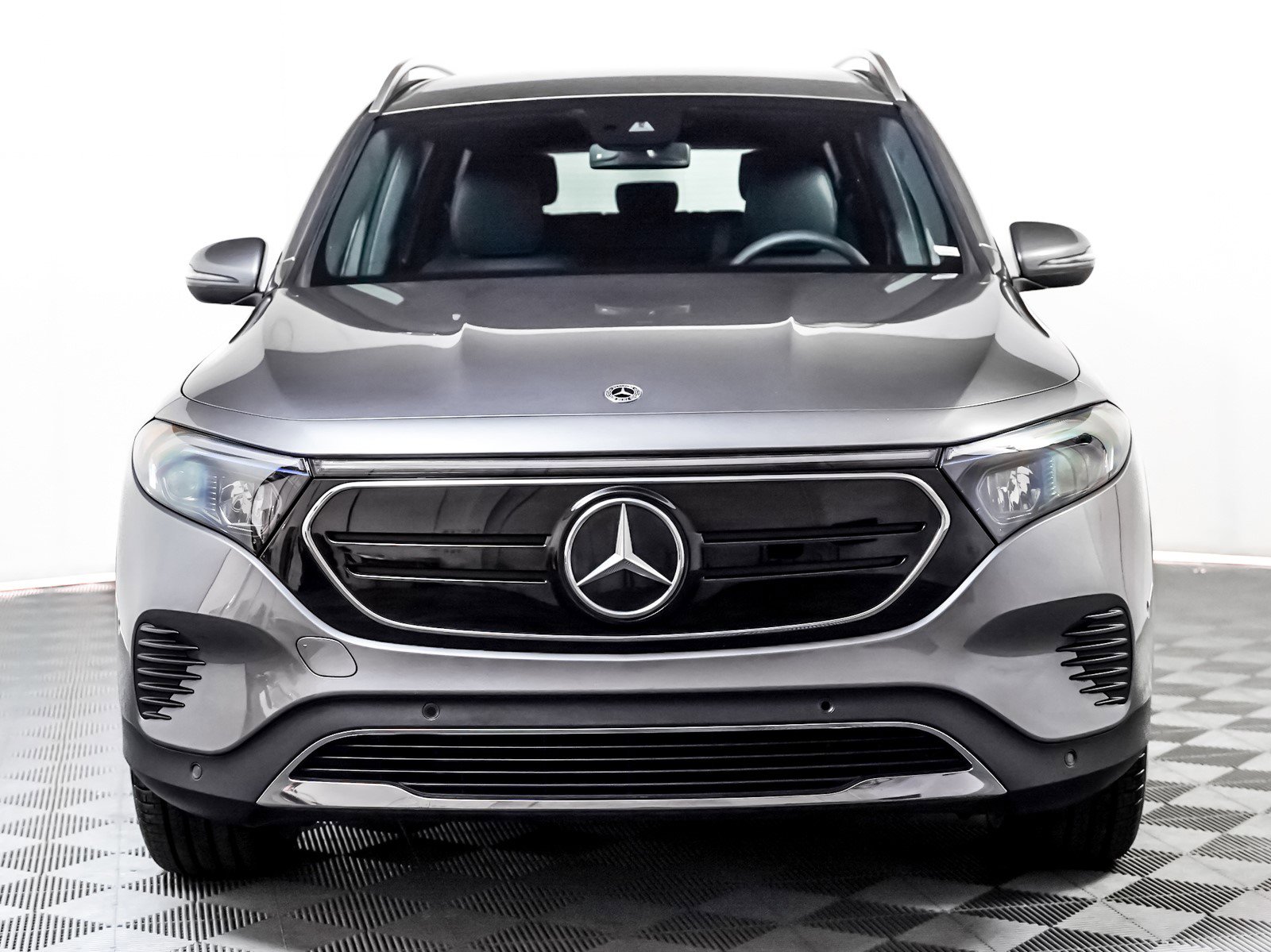 Certified 2023 Mercedes-Benz EQB 300 4MATIC w/ Exclusive Package image 10