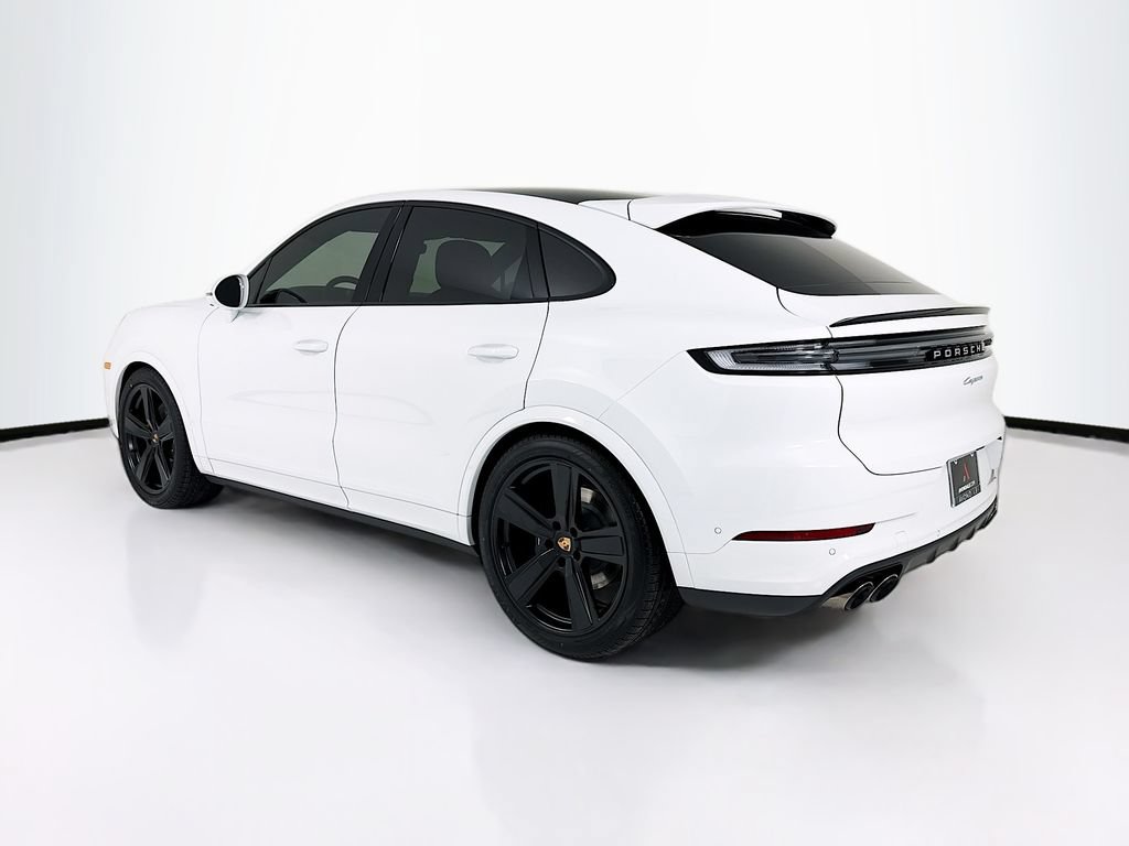 New 2026 Porsche Cayenne Coupe AWD/4WD image 3