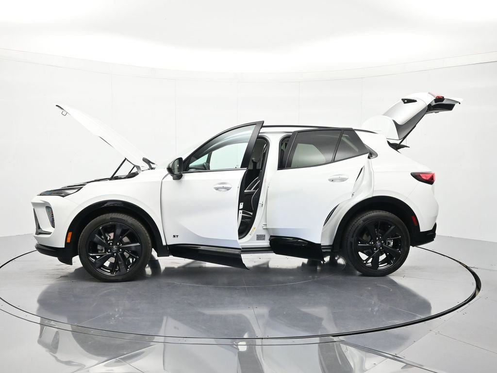 Used 2024 Buick Envision Sport Touring AWD/4WD image 47