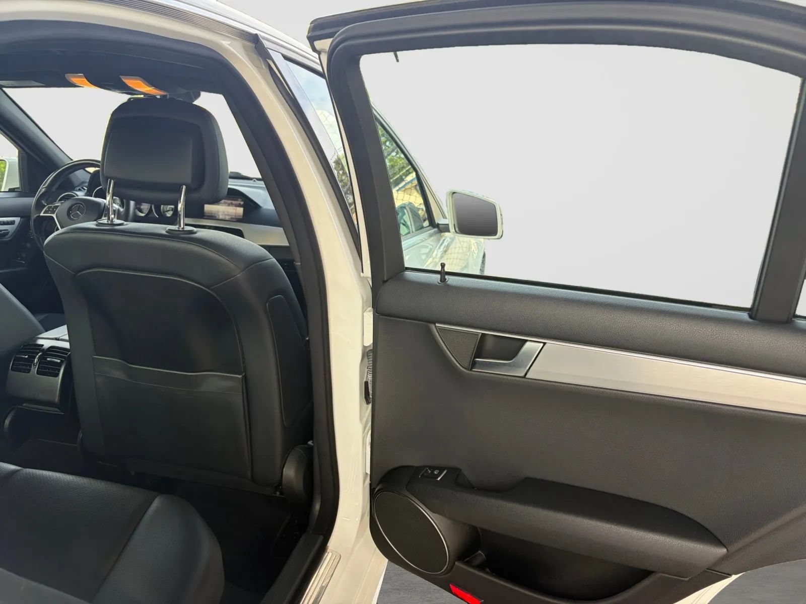 Used 2013 Mercedes-Benz C 300 4MATIC Sedan image 17