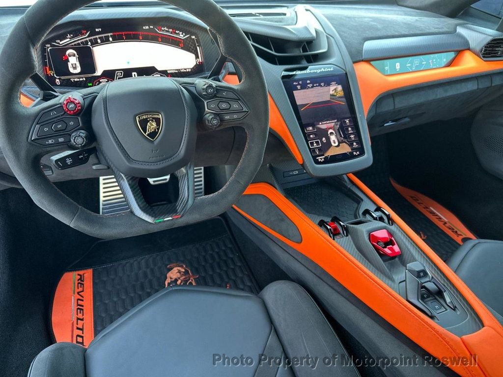 Used 2024 Lamborghini Revuelto AWD/4WD image 10