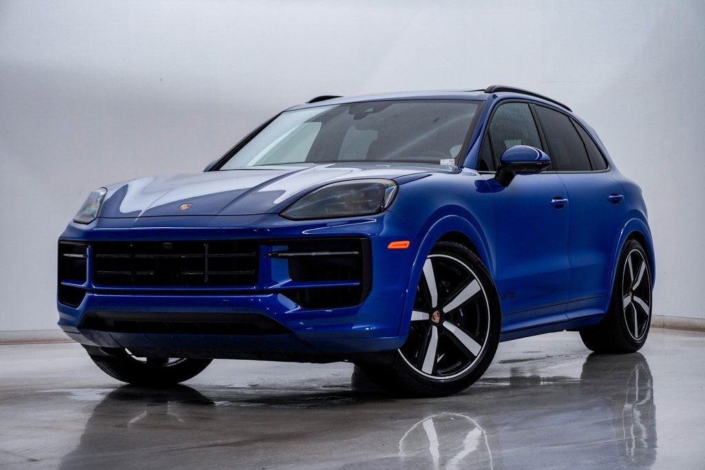 New 2025 Porsche Cayenne GTS
