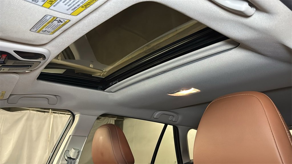 Used 2022 Subaru Outback Touring XT image 6