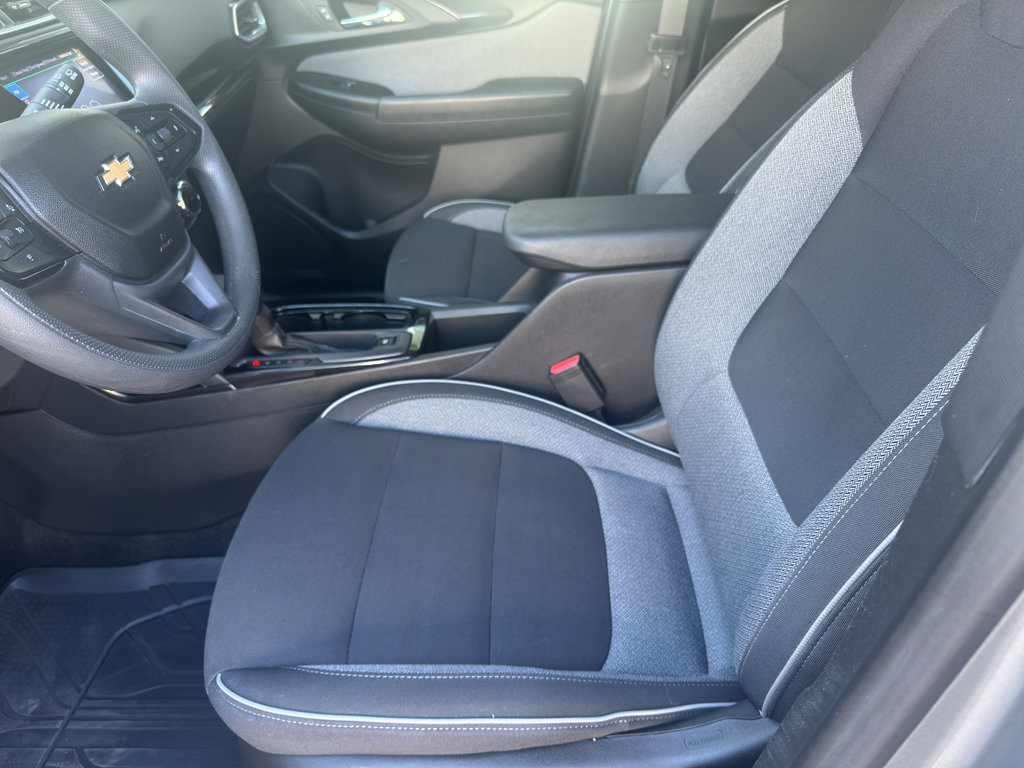 Used 2023 Chevrolet TrailBlazer LT w/ Convenience Package image 4