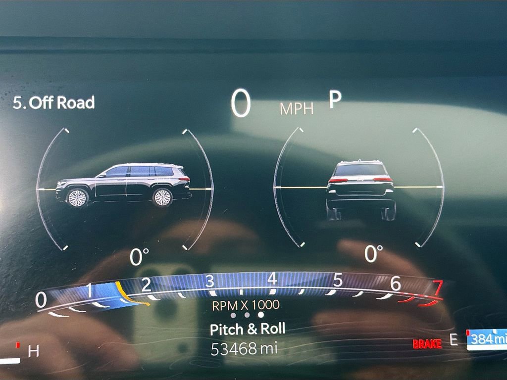 Used 2024 Jeep Grand Cherokee L Limited w/ Luxury Tech Group II image 44