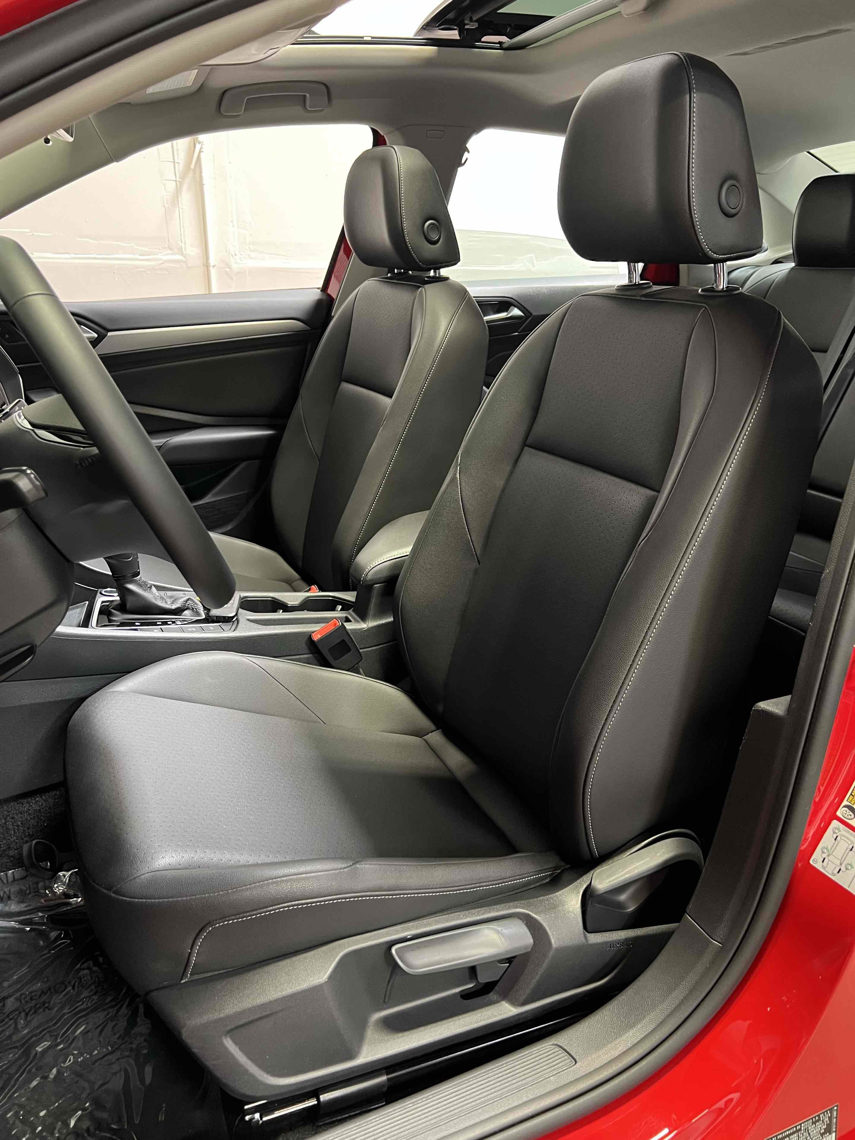 Used 2020 Volkswagen Jetta SE image 35