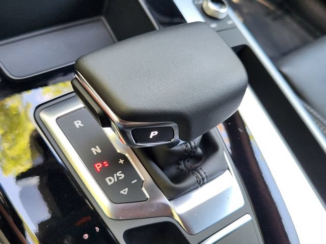 Used 2025 Audi Q5 2.0T Premium Plus w/ Premium Plus Package AWD/4WD image 18