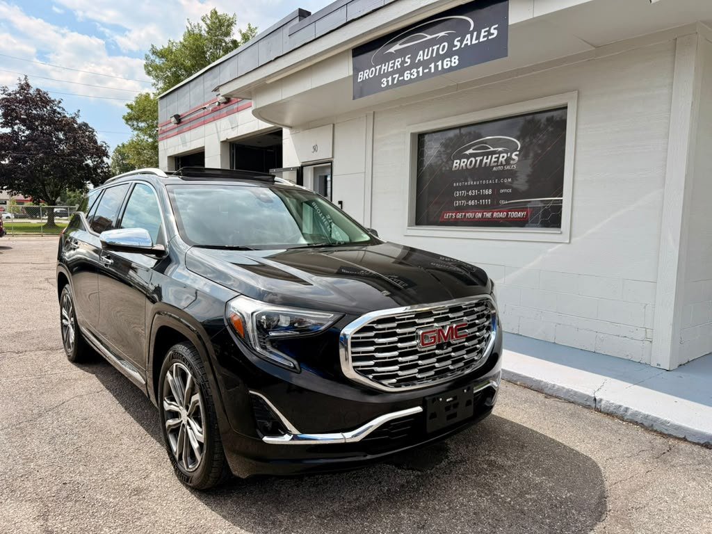 Used 2019 GMC Terrain Denali w/ Advanced Safety Package FWD image 7