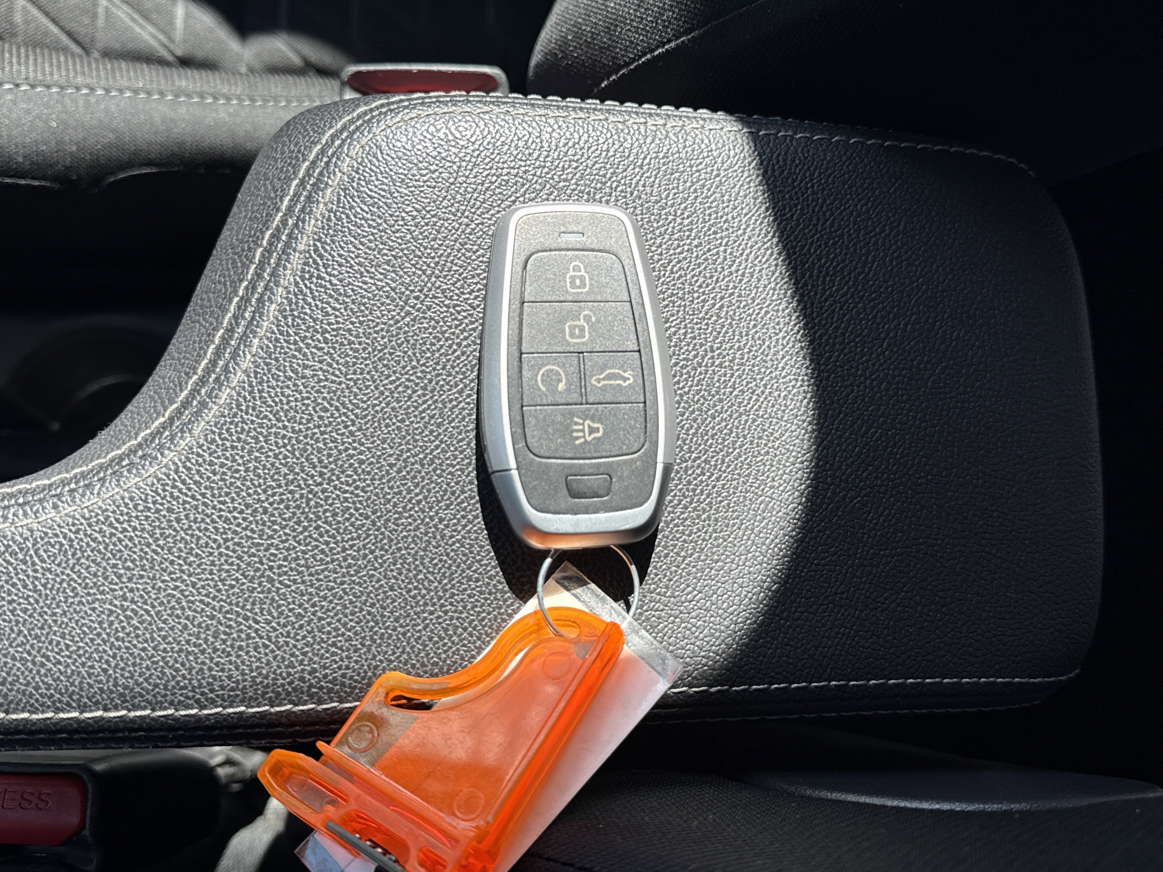 Used 2021 Nissan Kicks S image 19