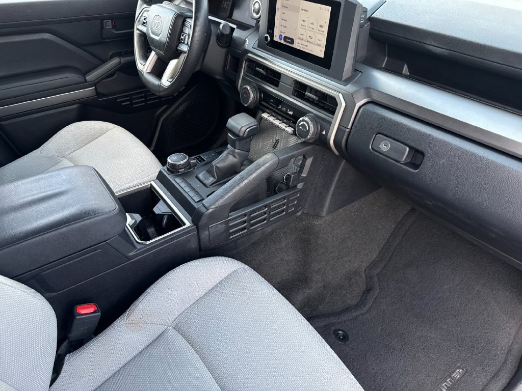 Certified 2025 Toyota 4Runner SR5 AWD/4WD image 16