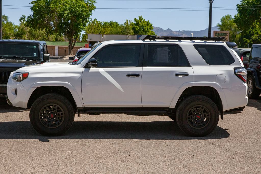Used 2021 Toyota 4Runner Venture w/ Moonroof Package AWD/4WD image 7