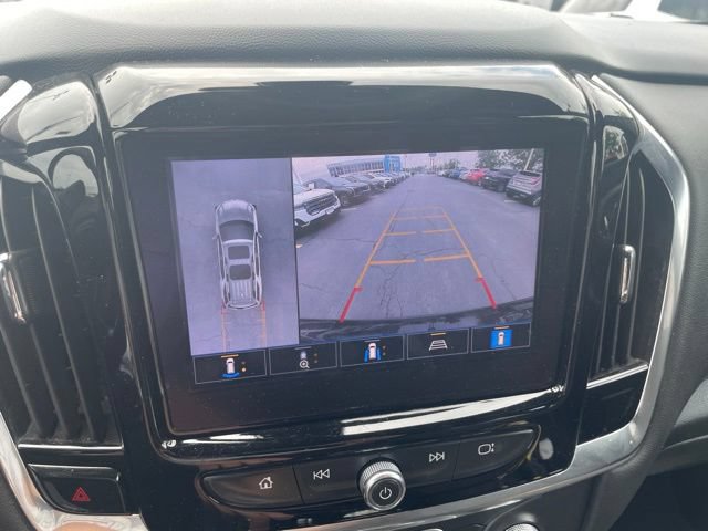 Used 2022 Chevrolet Traverse LT FWD image 13