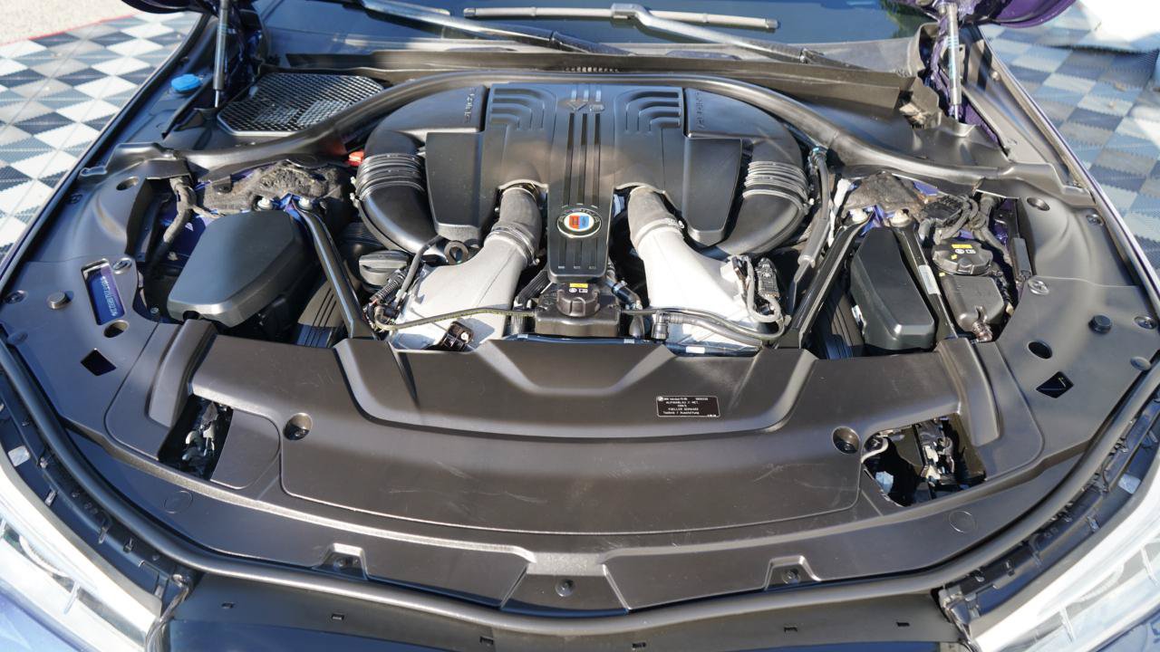Used 2018 BMW ALPINA B7 xDrive AWD/4WD image 92