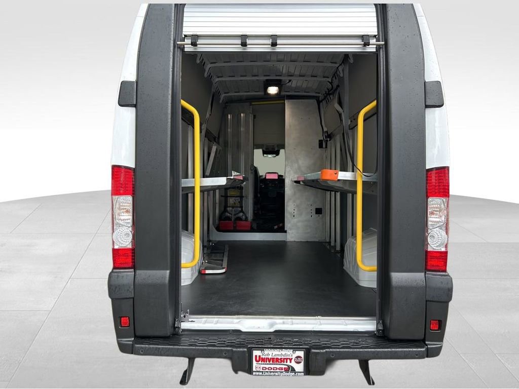Used 2024 RAM ProMaster 3500 w/ Delivery Van Package image 26