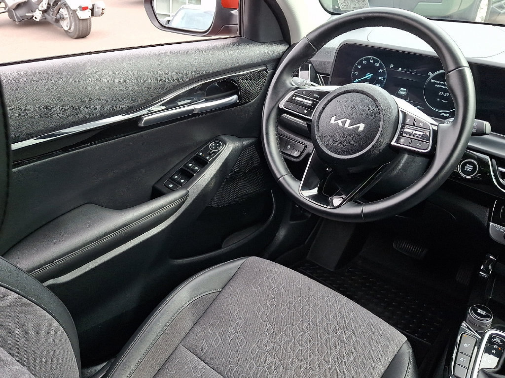 Used 2024 Kia Seltos S AWD/4WD image 14