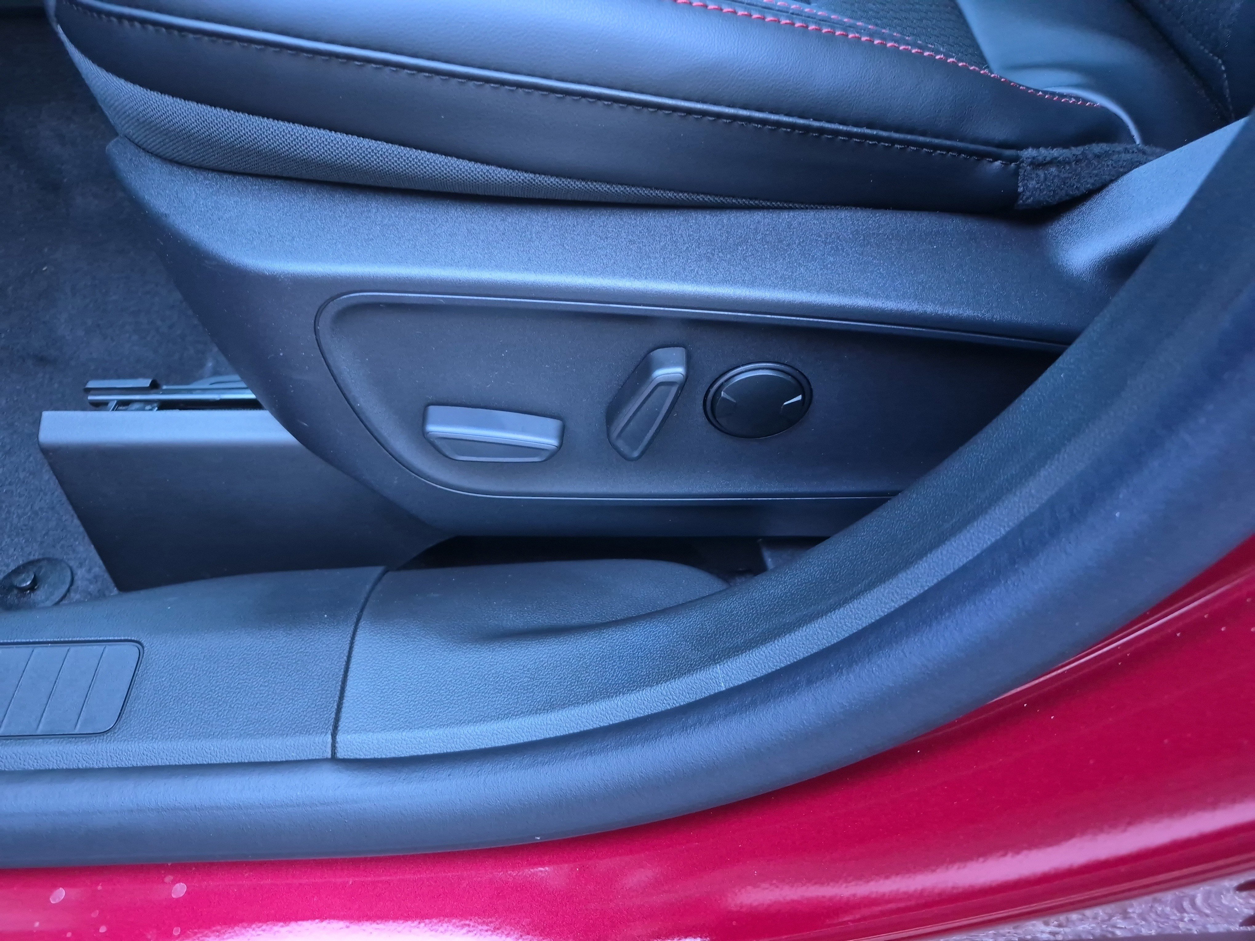 New 2026 Ford Escape ST-Line w/ Tech Pack #1 image 13