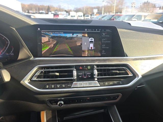 Used 2023 BMW X5 xDrive40i w/ Executive Package image 23