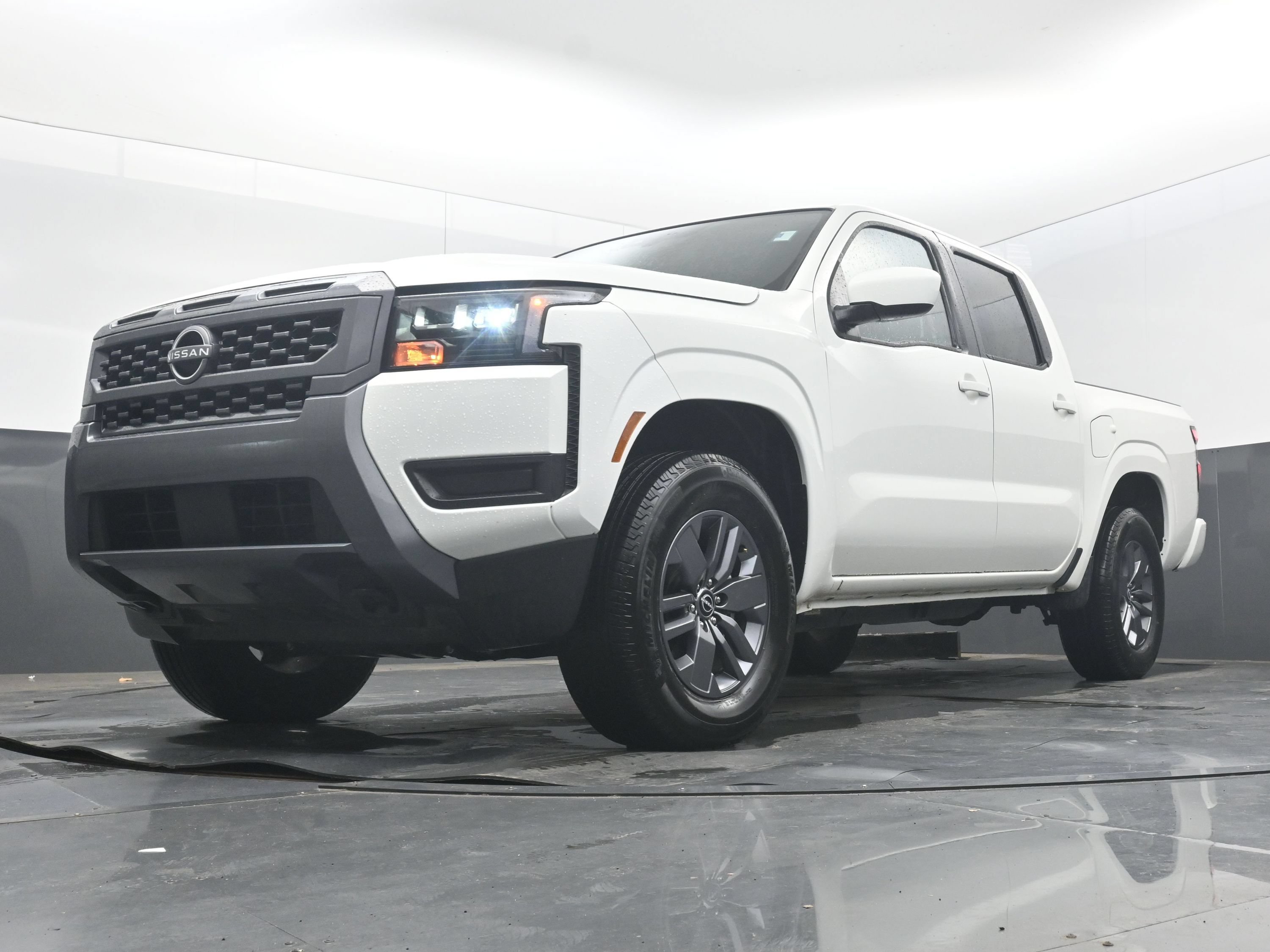 Used 2026 Nissan Frontier SV AWD/4WD image 21