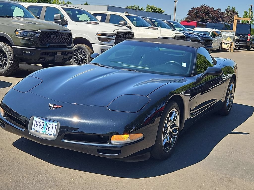 Used 1999 Chevrolet Corvette Convertible w/ Memory Pkg RWD image 3
