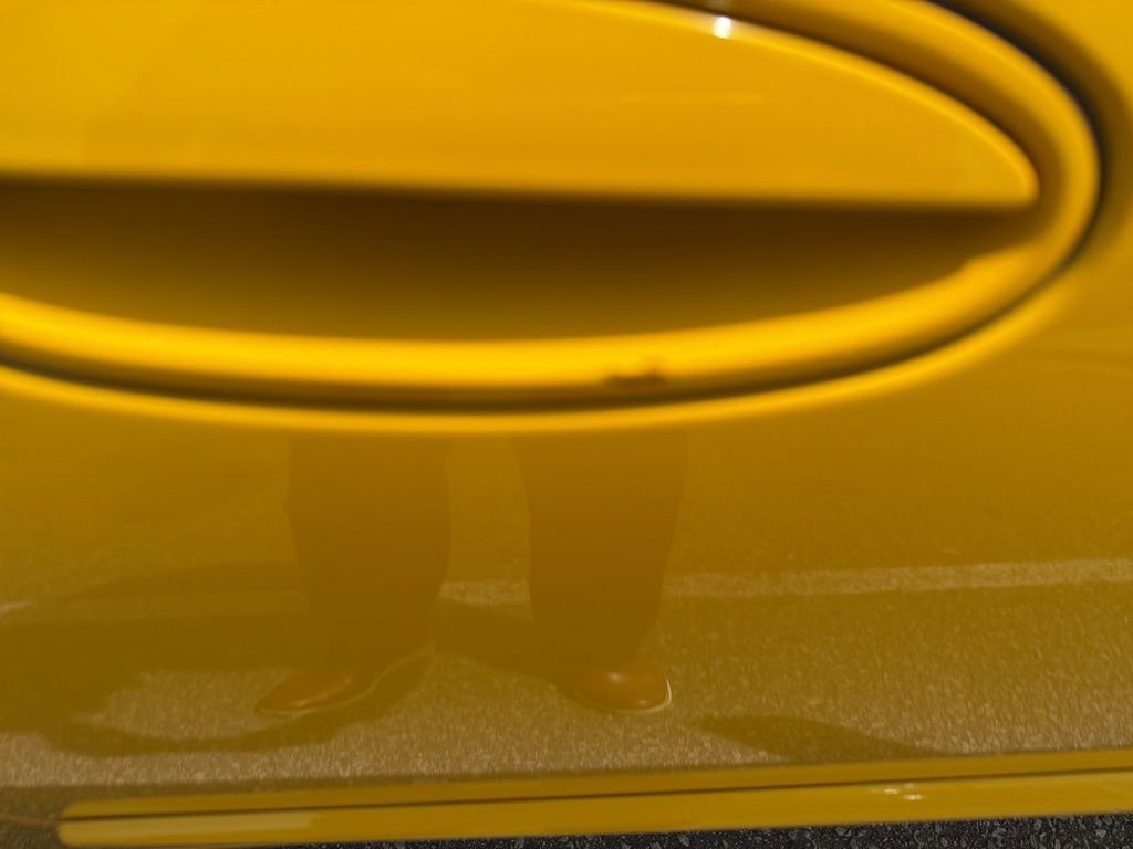 Used 2004 Chevrolet Corvette Convertible w/ Preferred Equipment Group image 18