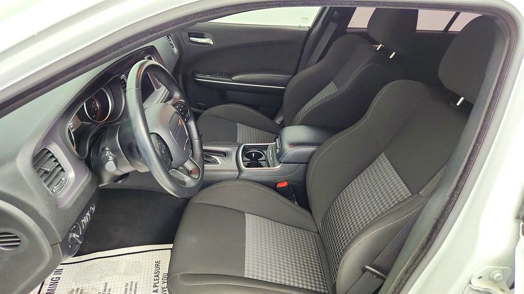 Used 2023 Dodge Charger GT w/ Technology Group image 21