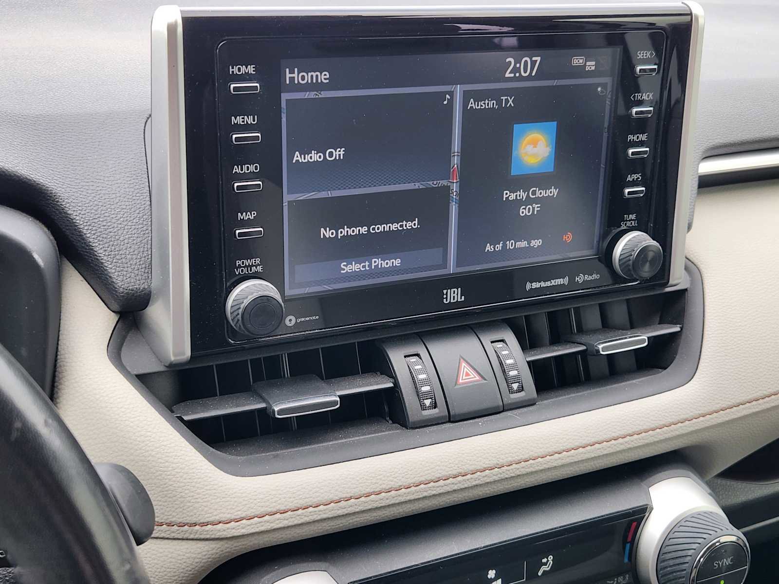 Used 2019 Toyota RAV4 Limited image 17