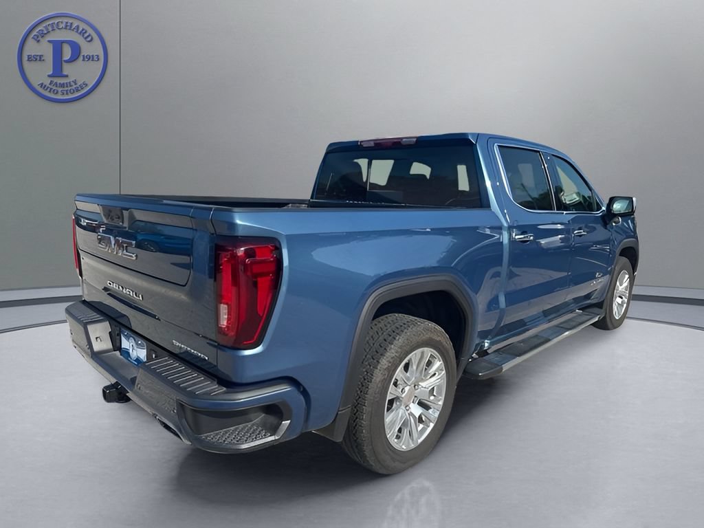 Used 2024 GMC Sierra 1500 Denali w/ Technology Package AWD/4WD image 7