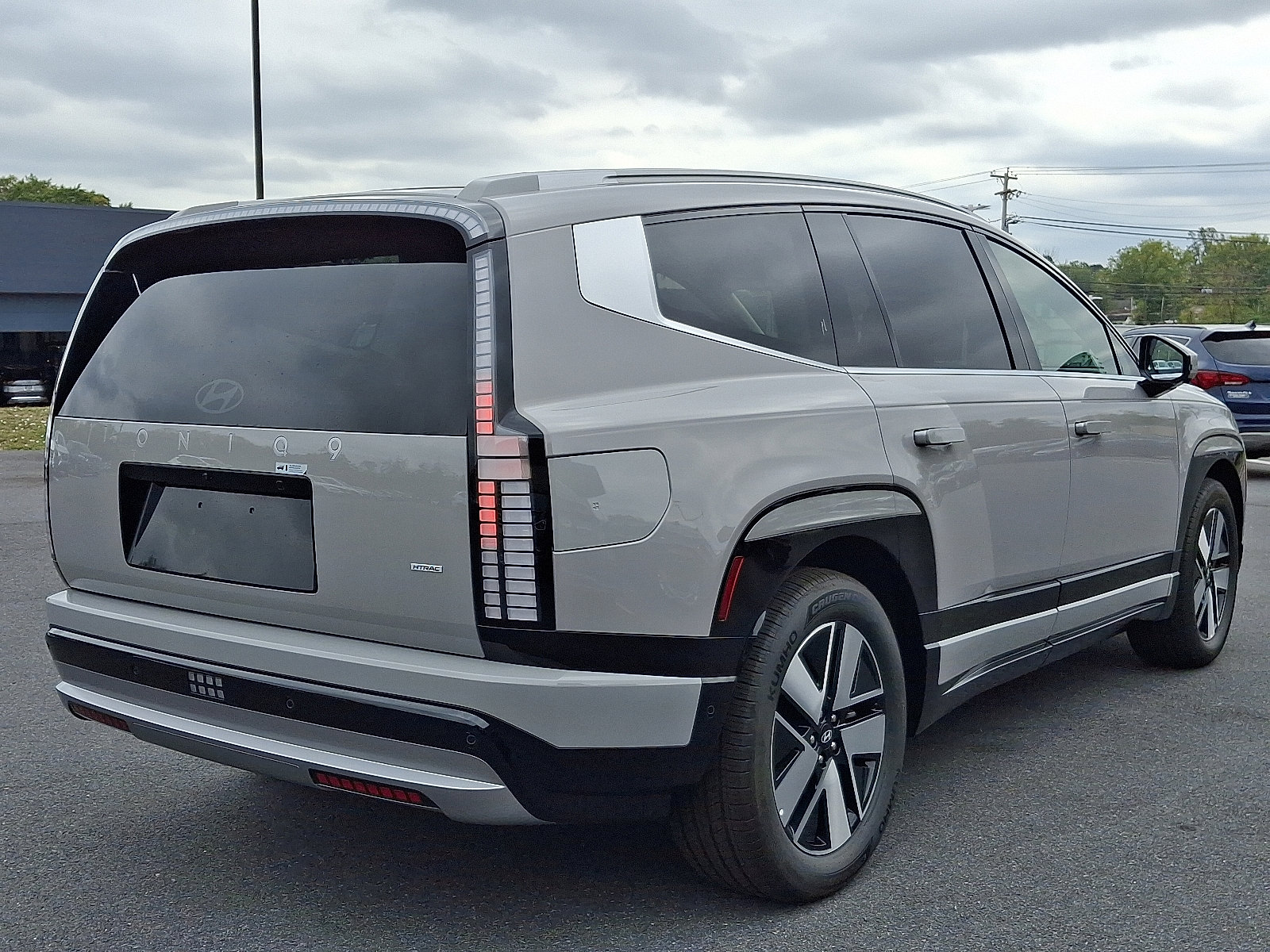 New 2026 Hyundai Ioniq 9 SEL image 6