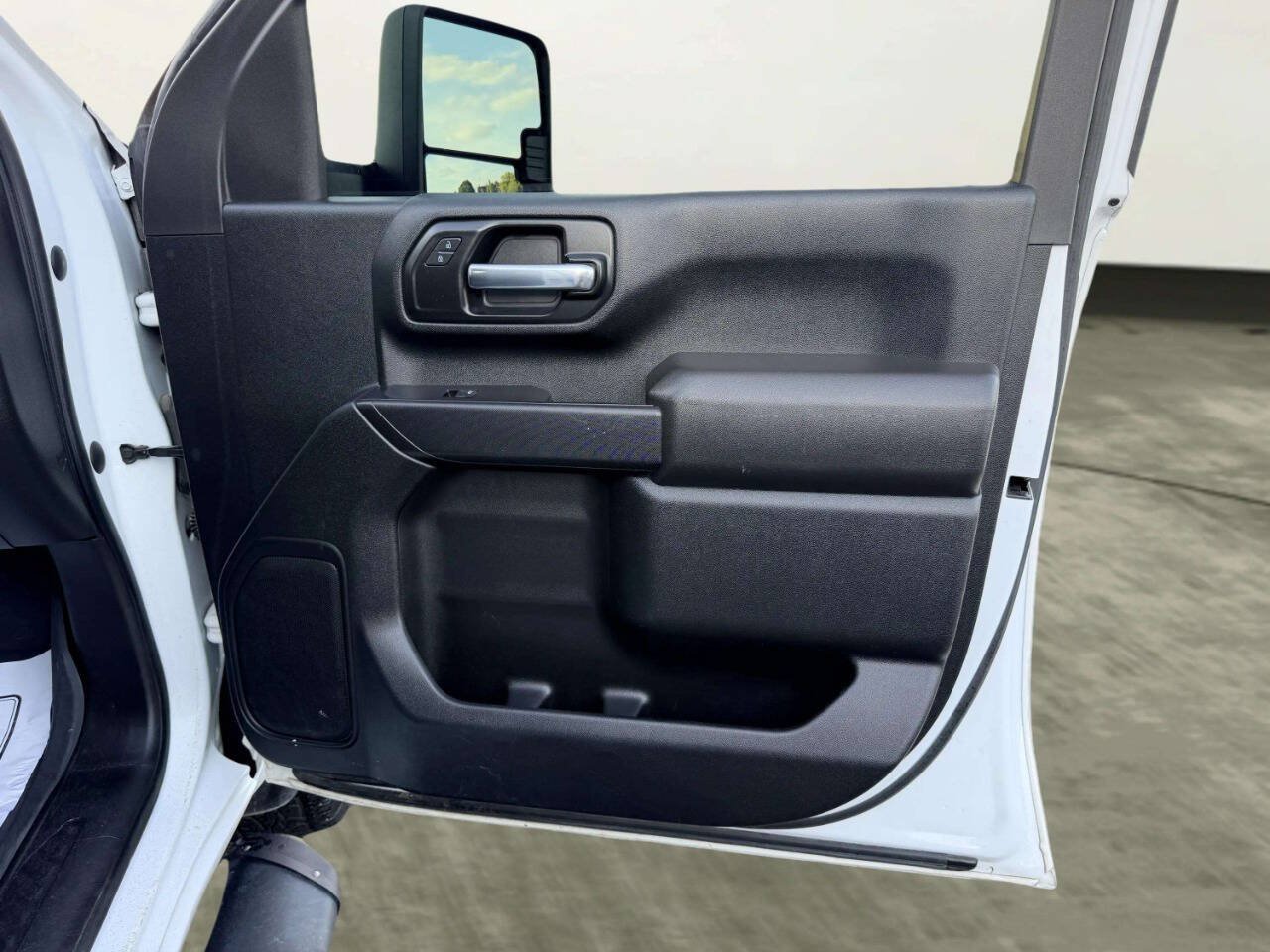 Used 2021 GMC Sierra 3500 4x4 Crew Cab w/ Convenience Package image 27
