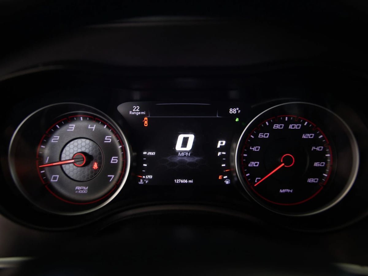 Used 2019 Dodge Charger Scat Pack RWD image 35