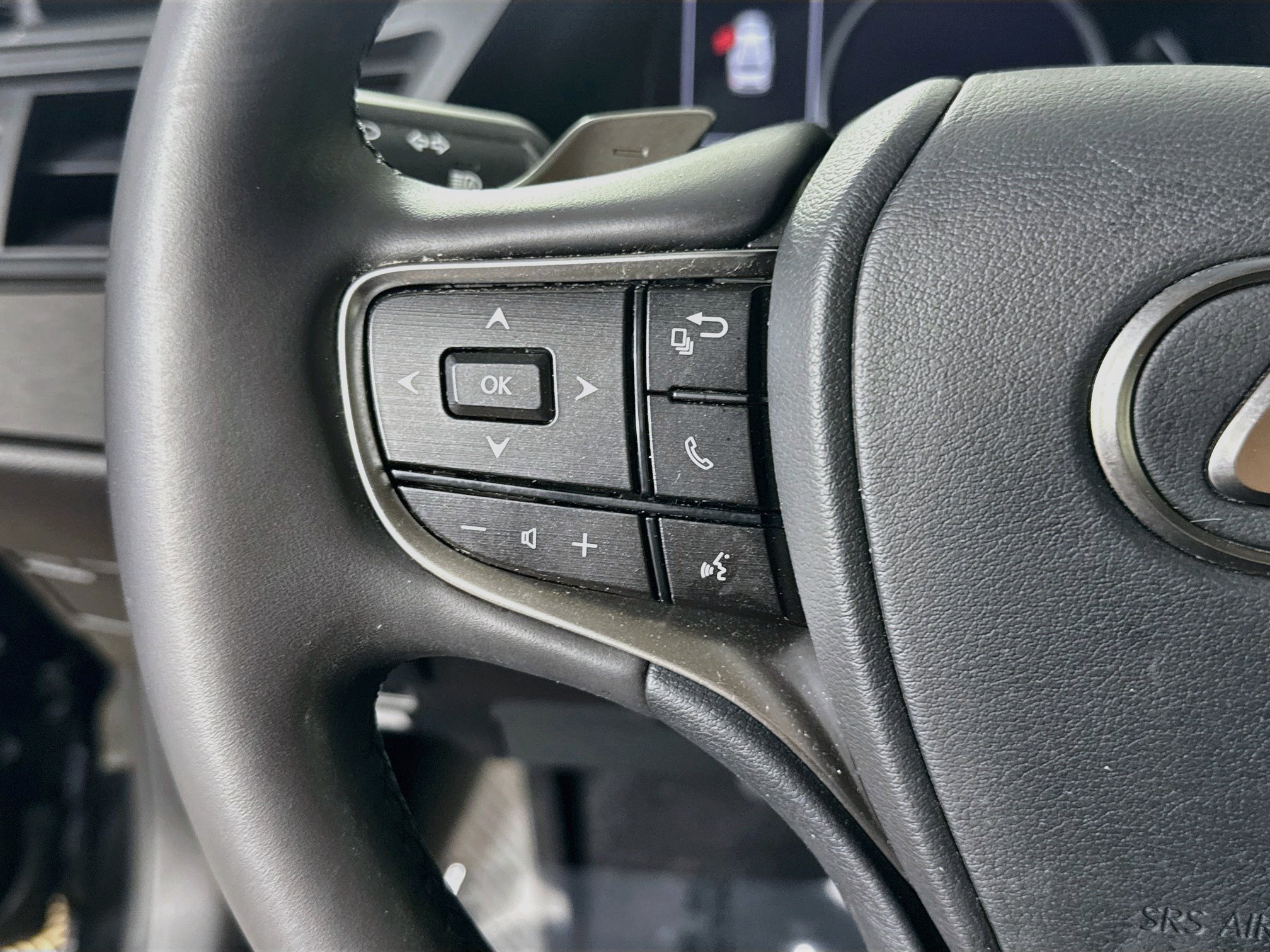 Used 2022 Lexus ES 350 w/ Premium Package FWD image 14